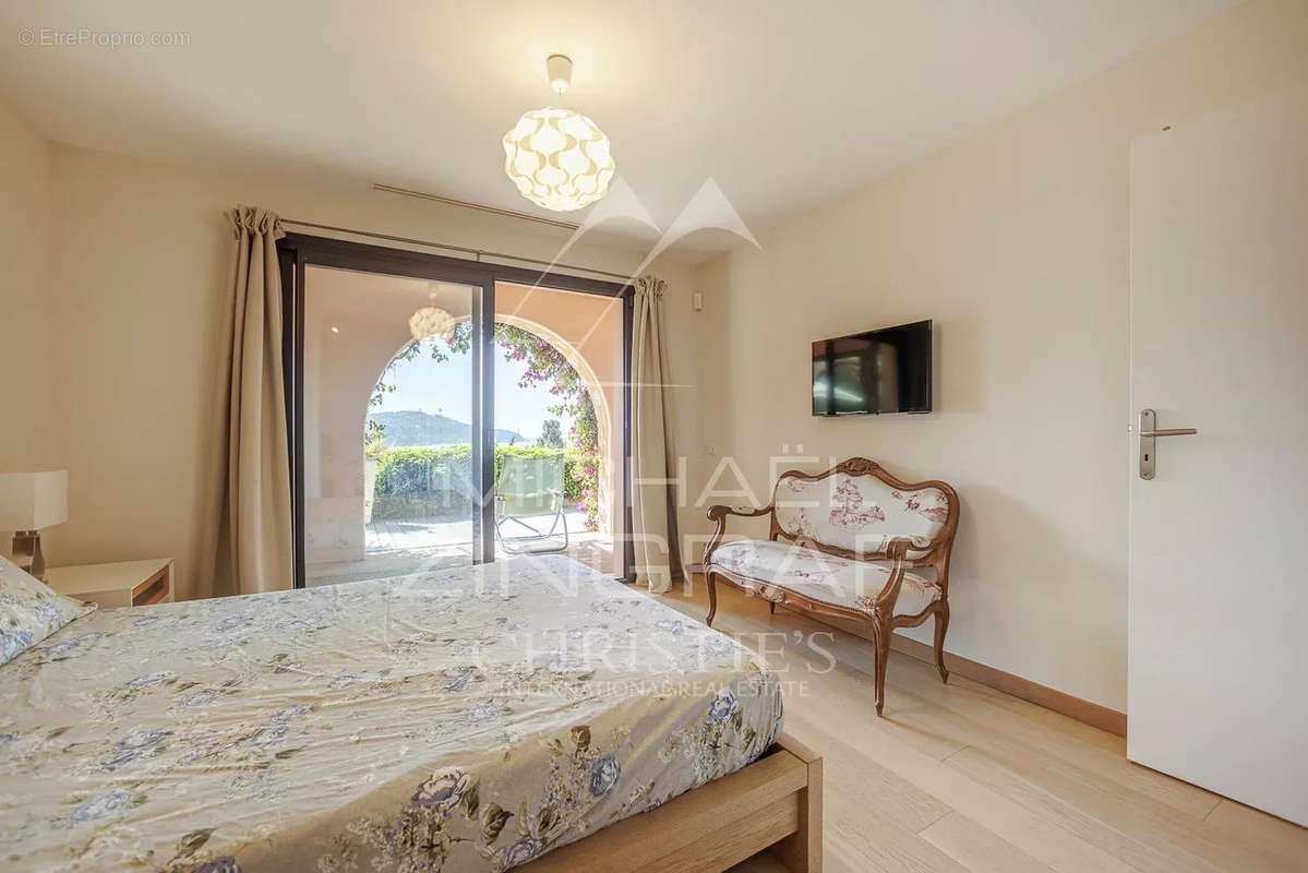 Appartement à VILLEFRANCHE-SUR-MER