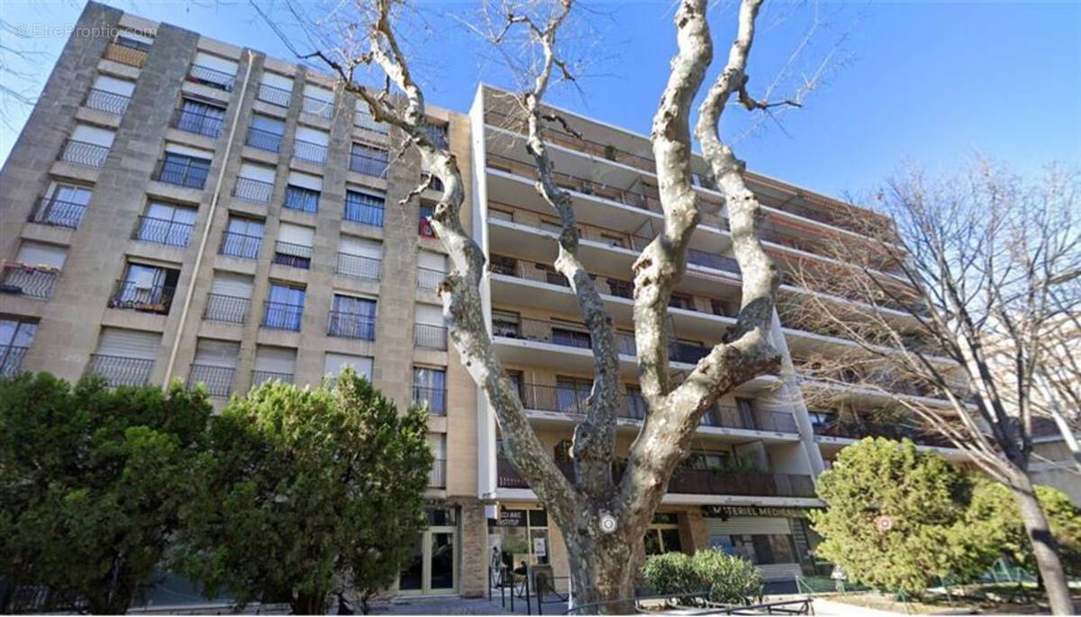 Appartement à MARSEILLE