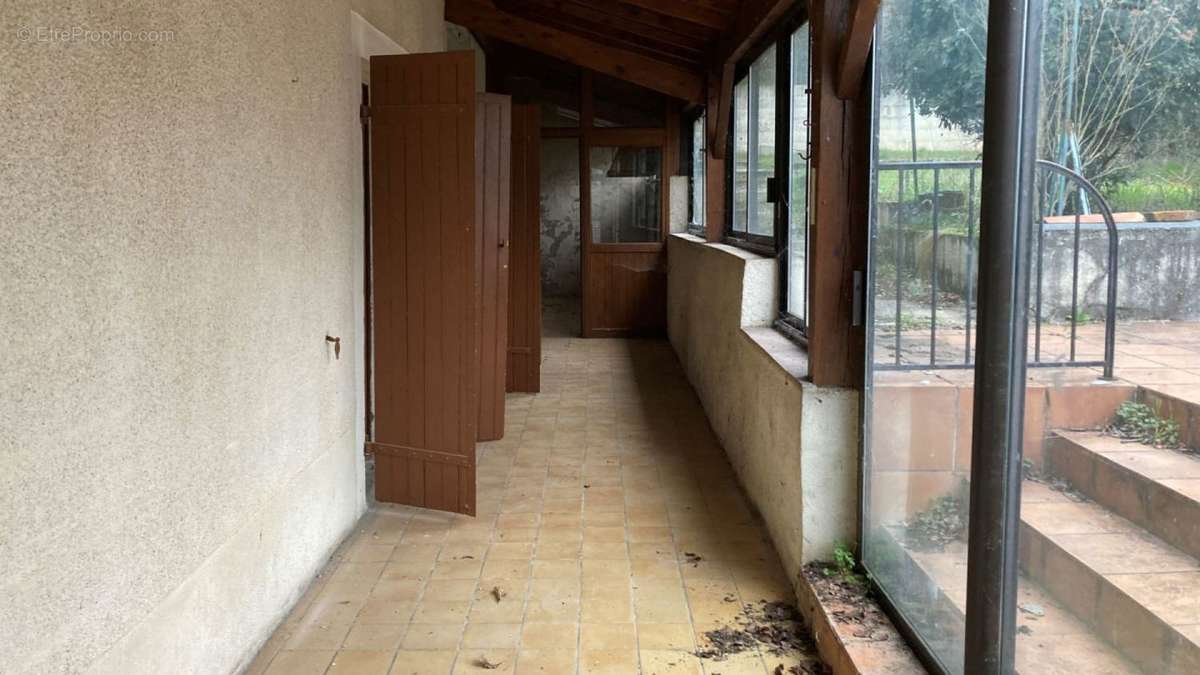 veranda - Maison à CAHORS