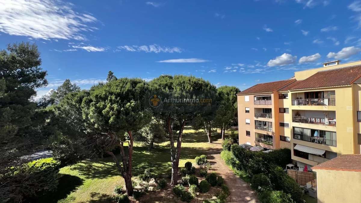 Appartement à FREJUS