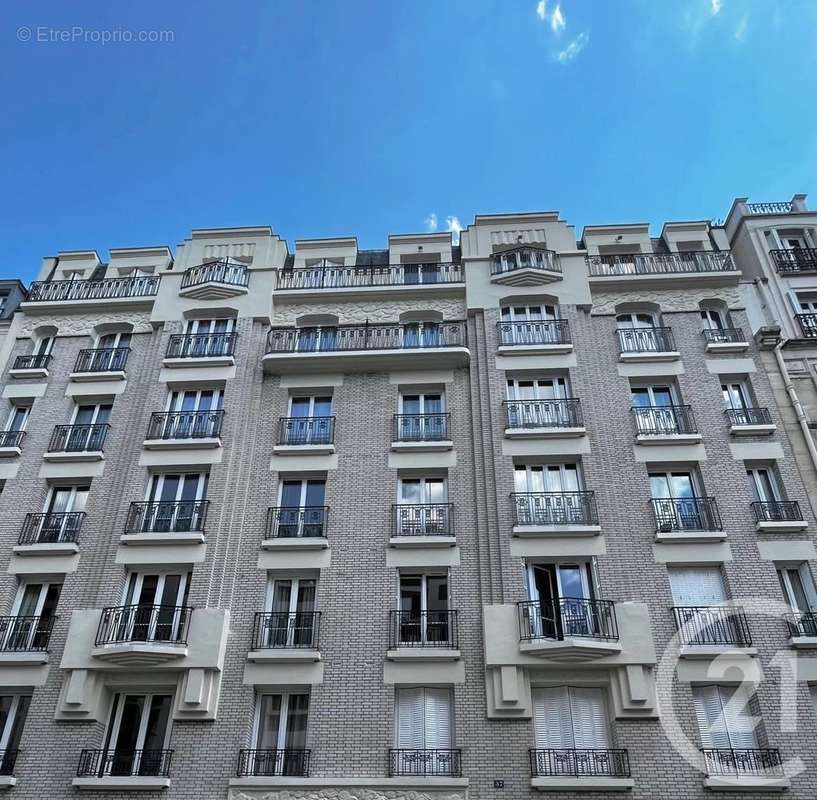 Appartement à PARIS-15E