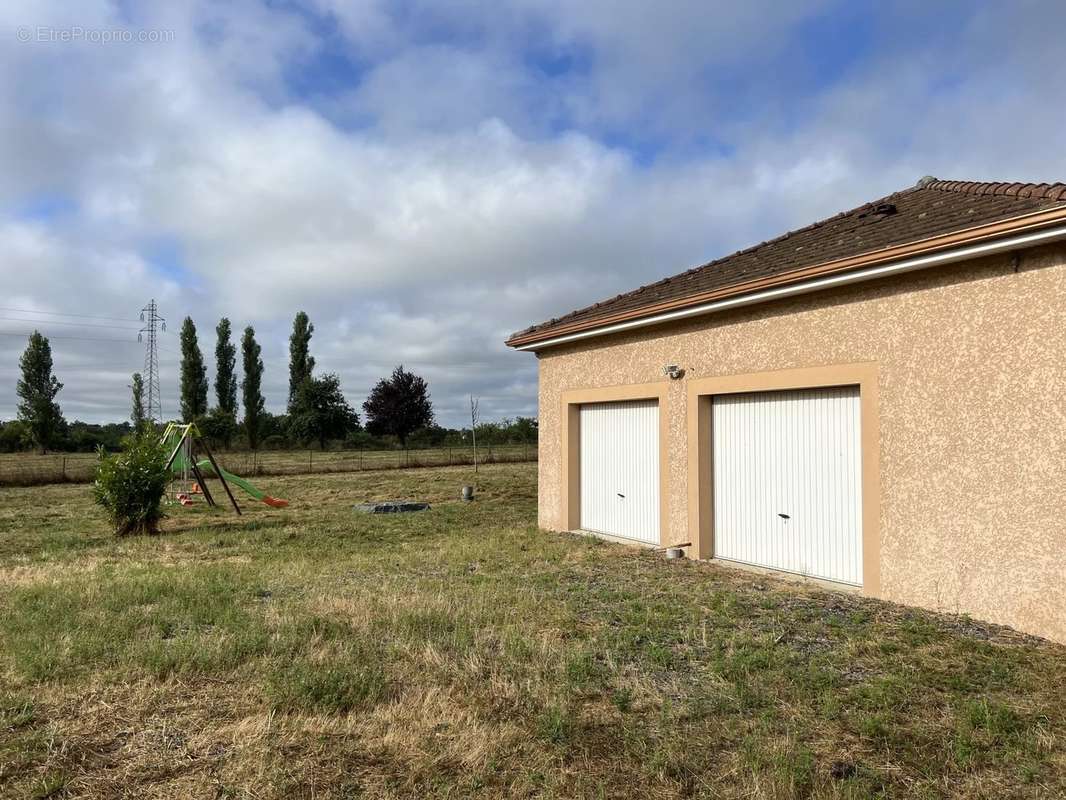 Maison à SAINT-POURCAIN-SUR-BESBRE