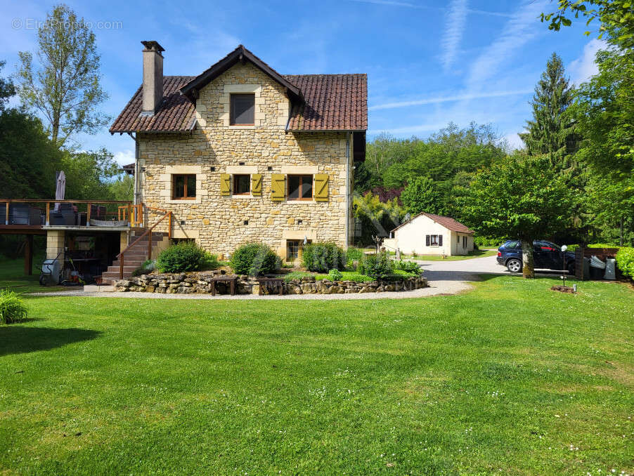 Maison à MONTIGNAC