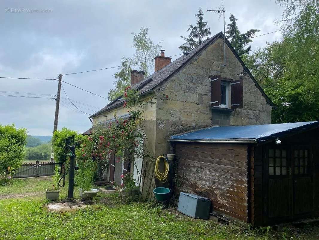 Maison à VILLEDIEU-LE-CHATEAU