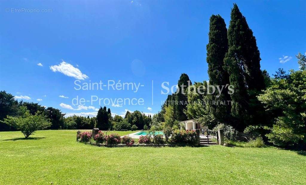 Maison à SAINT-REMY-DE-PROVENCE