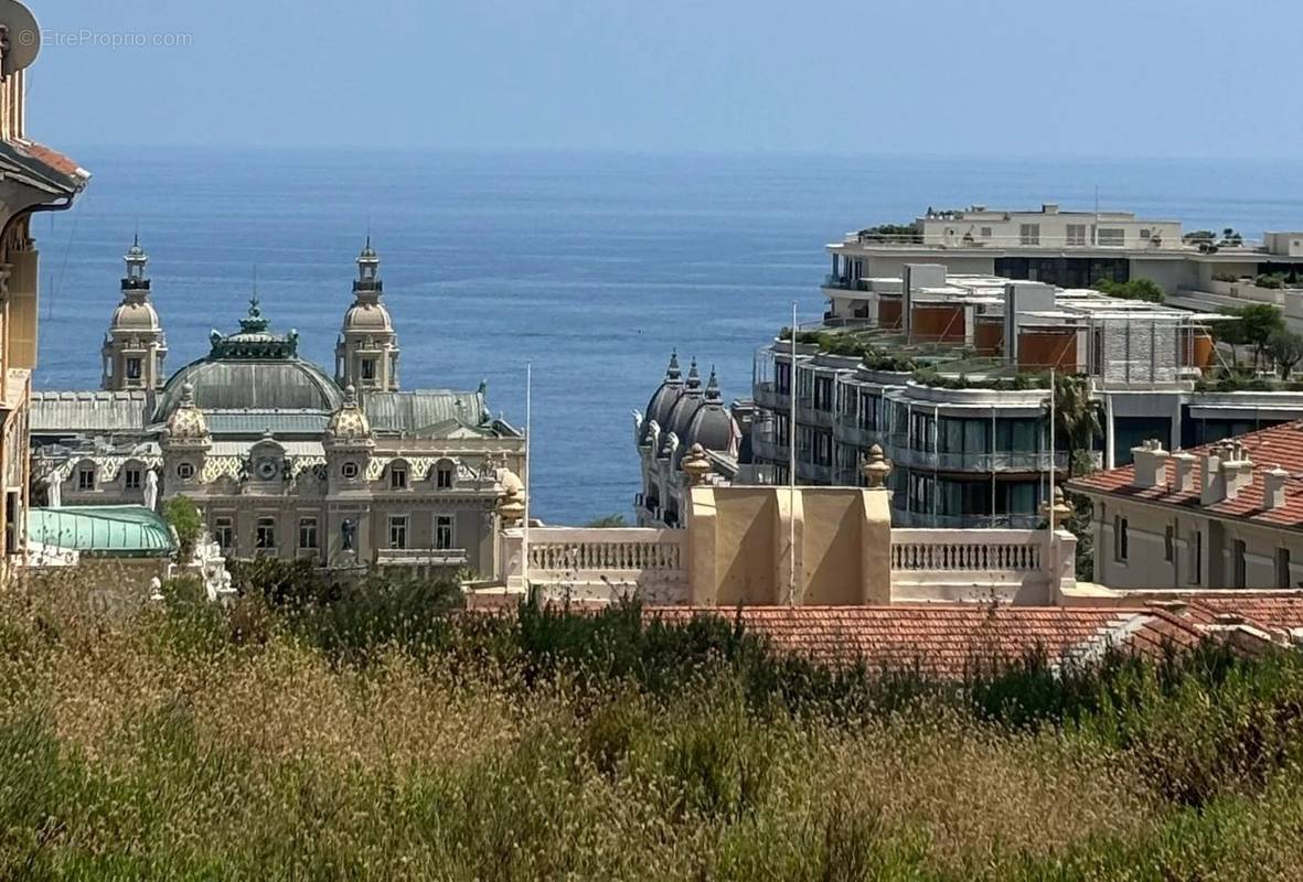 Appartement à BEAUSOLEIL