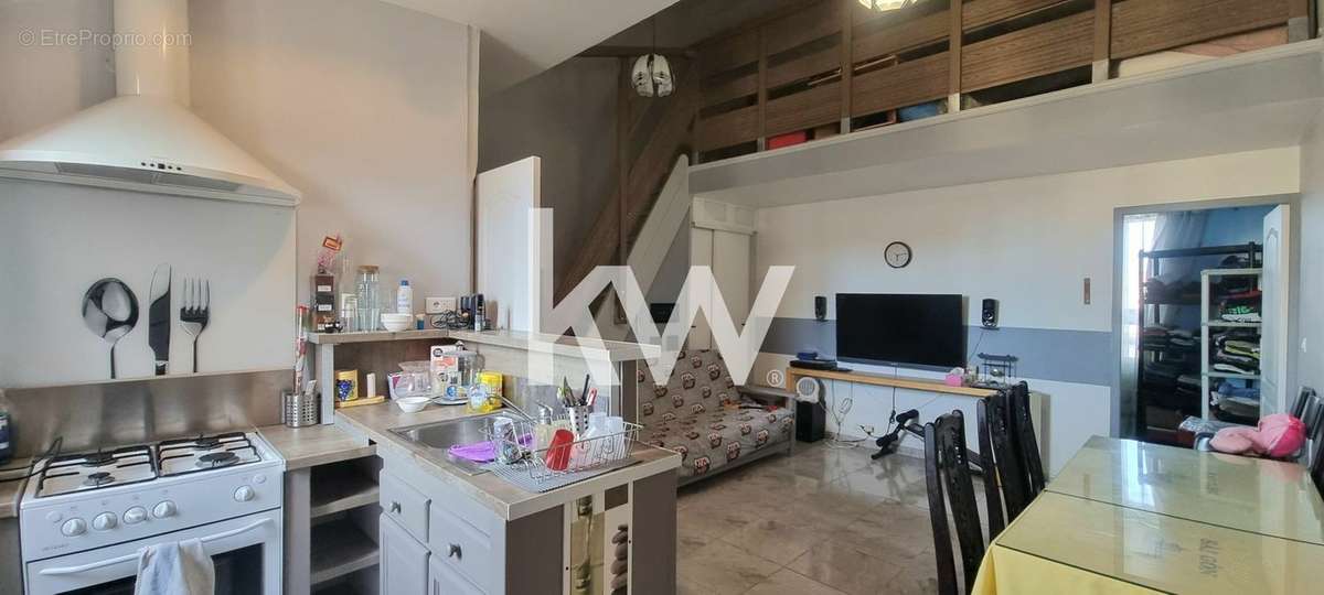 Appartement à LUNEL