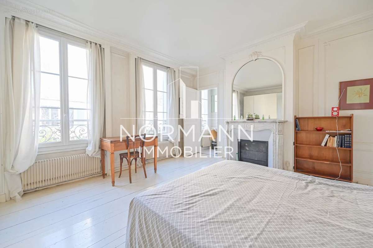 Appartement à AUBERVILLIERS