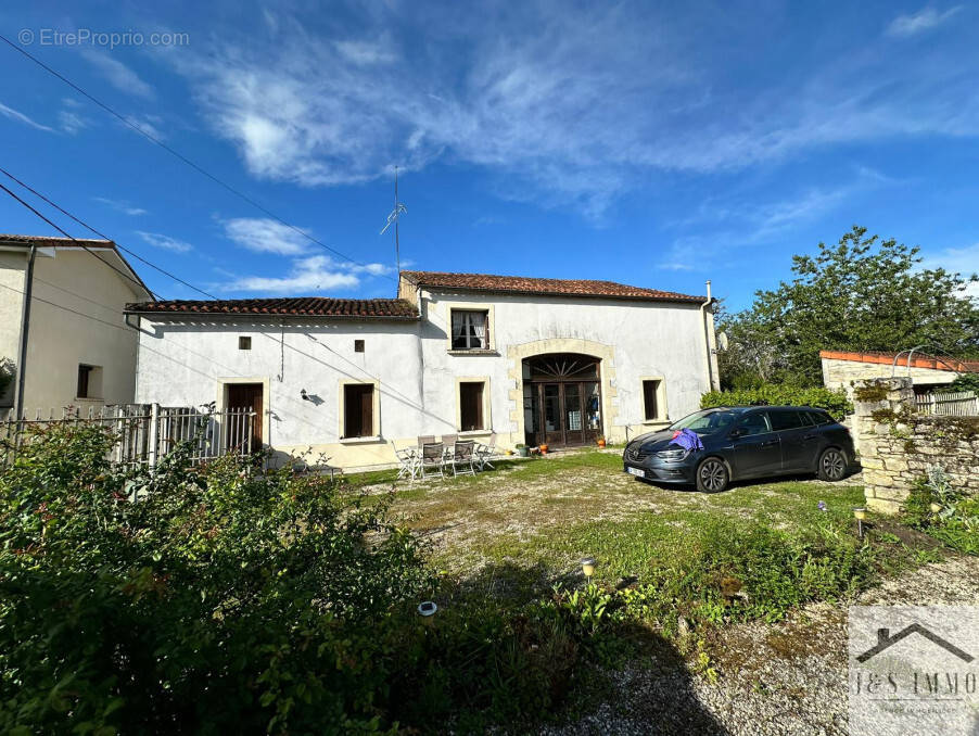 Maison à SAINT-MARY