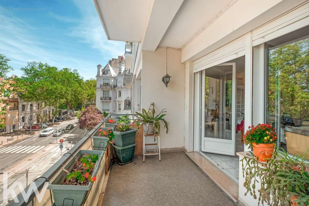 Appartement à LYON-6E