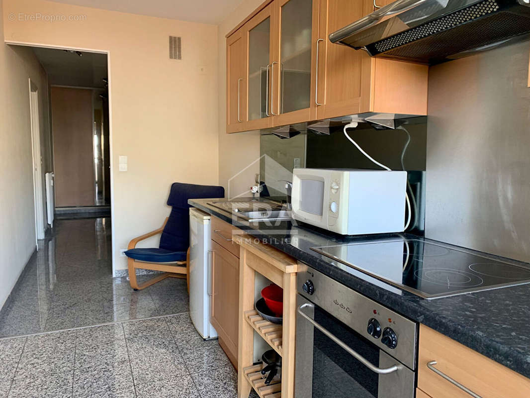 Appartement à MARSEILLE-6E