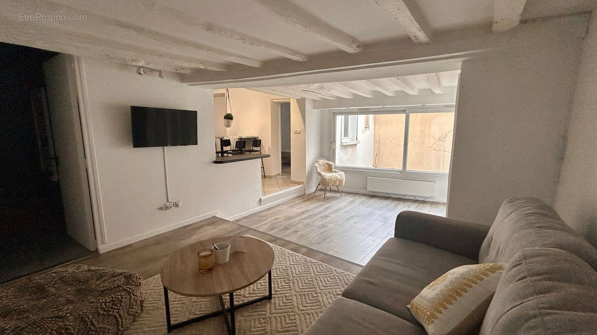 Appartement à RUEIL-MALMAISON