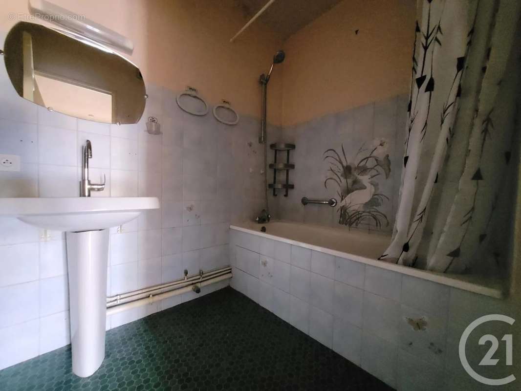 Appartement à GUERET