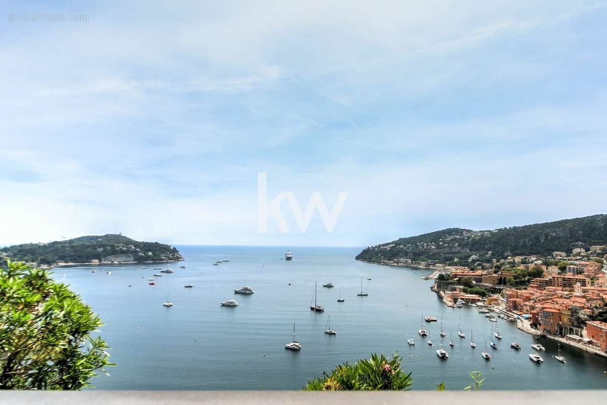 Appartement à VILLEFRANCHE-SUR-MER