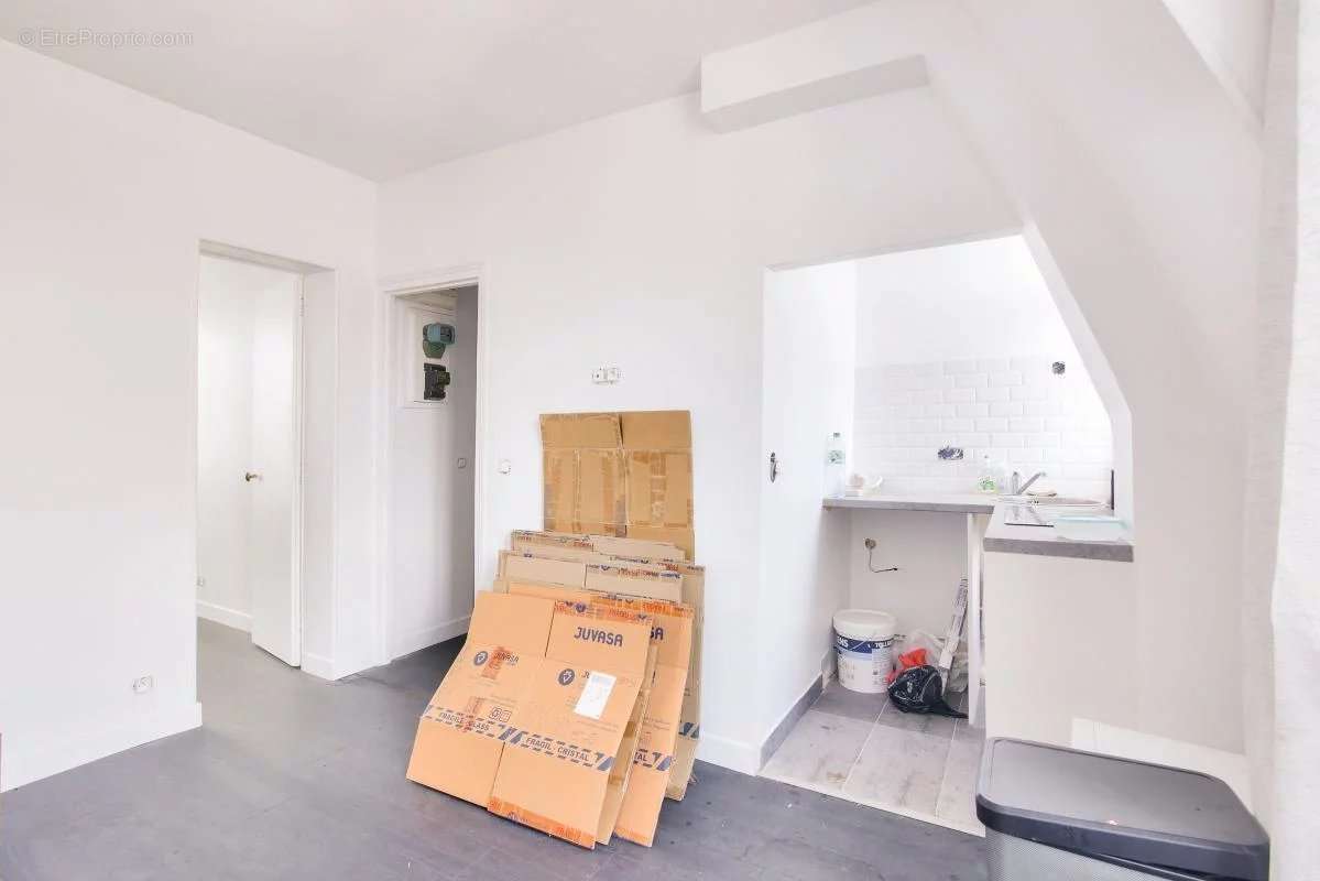 Appartement à PARIS-11E