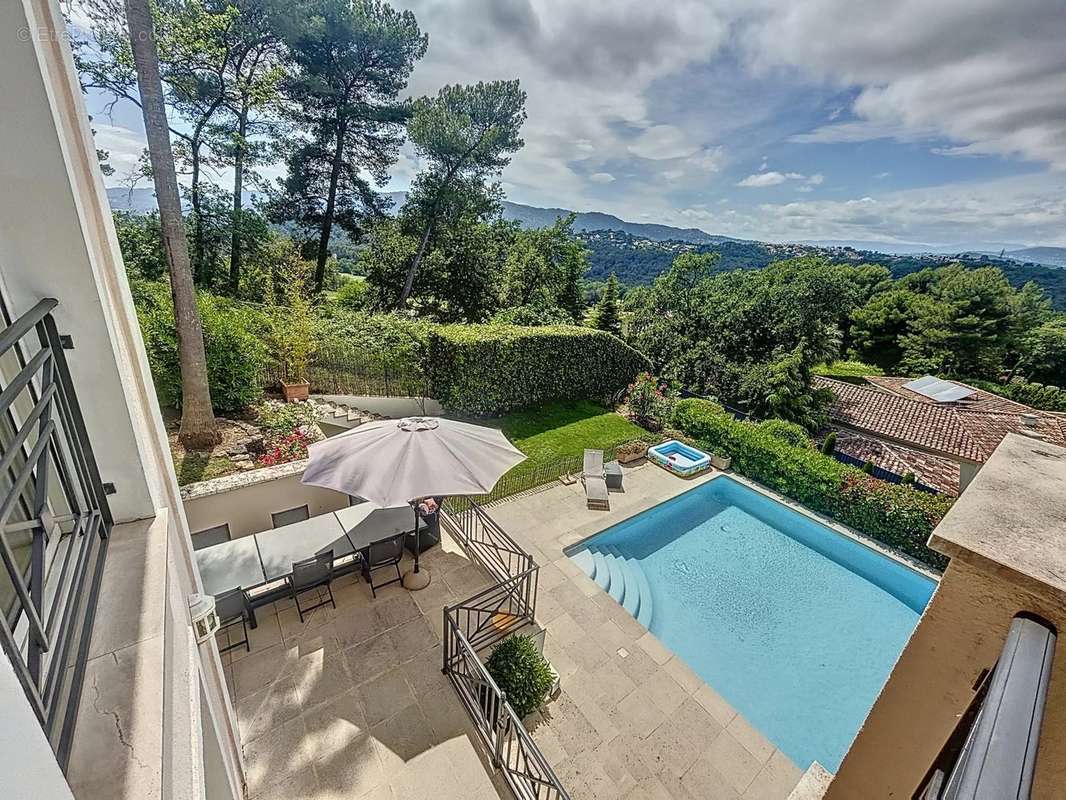 Maison à MOUGINS