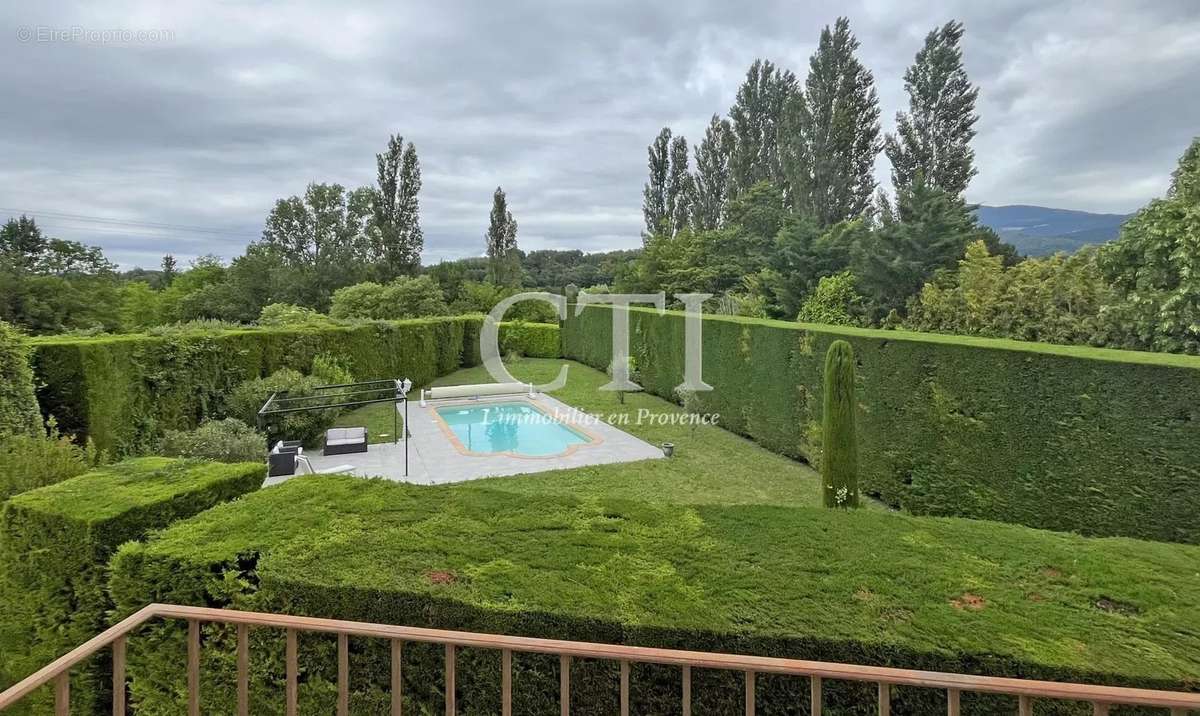 Maison à VAISON-LA-ROMAINE