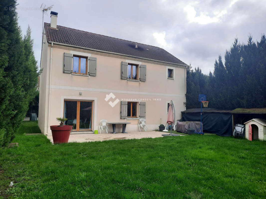 Terrasse et jardin - Maison à LE PIN