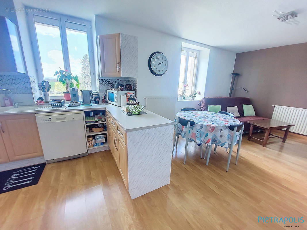 Appartement à SAINT-DIDIER-SUR-CHALARONNE