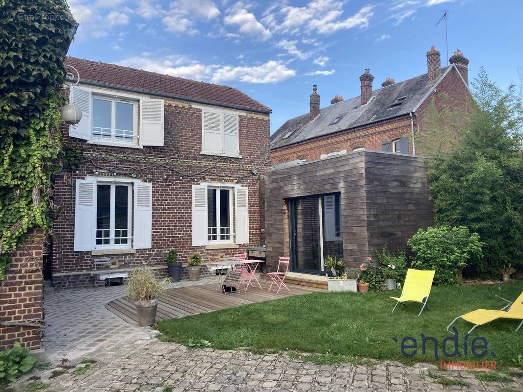 Maison à BEAUVAIS