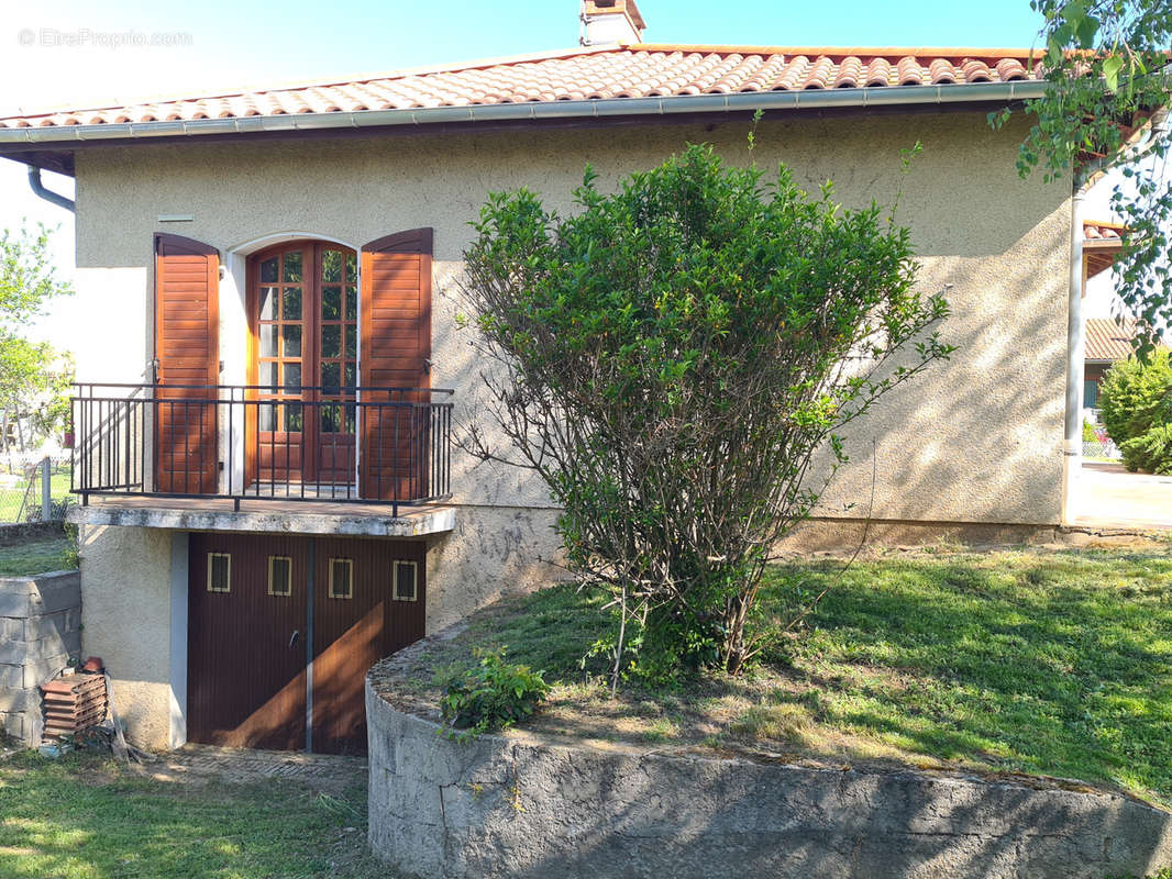 Maison à SAINT-JEAN-DU-FALGA