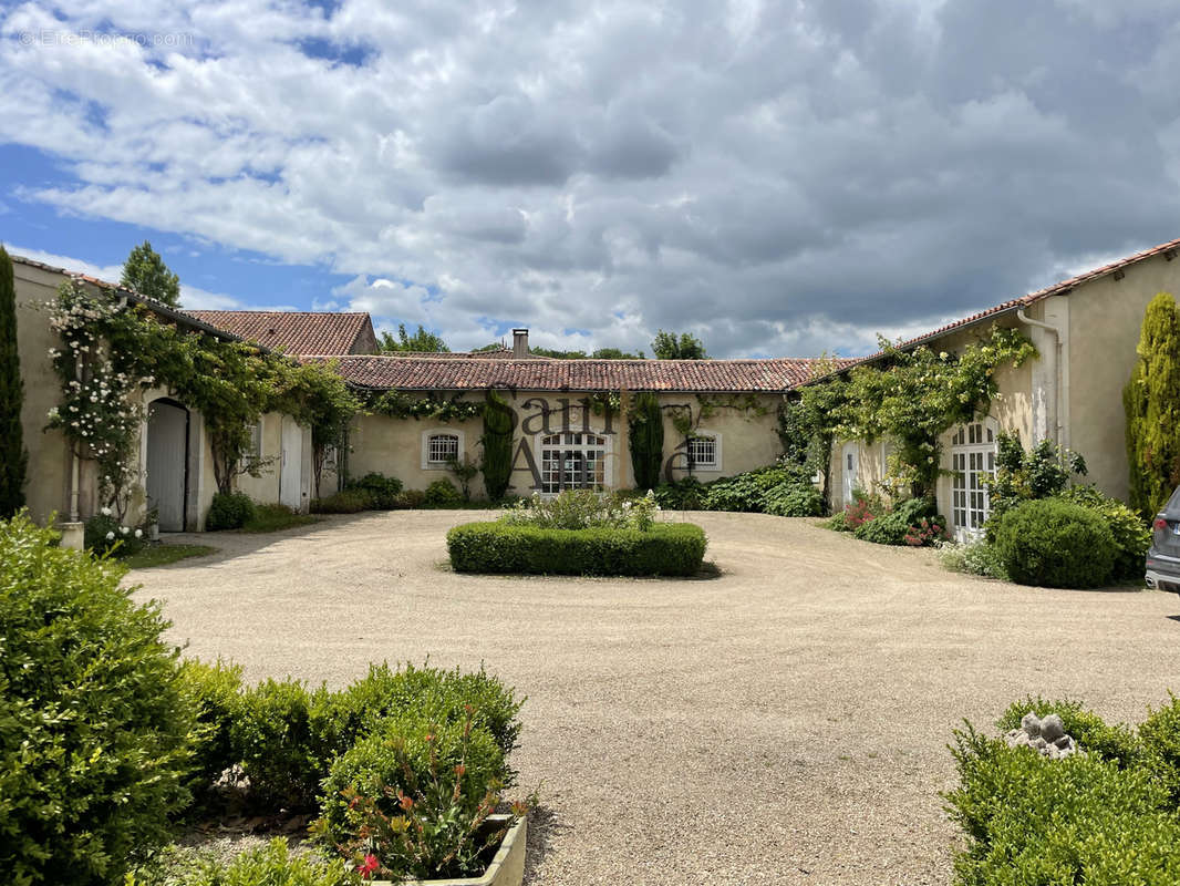 Maison à ANGOULEME