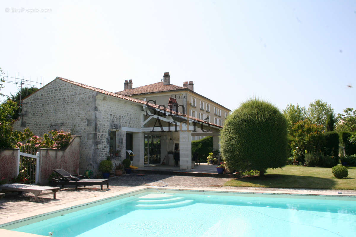 Maison à ANGOULEME