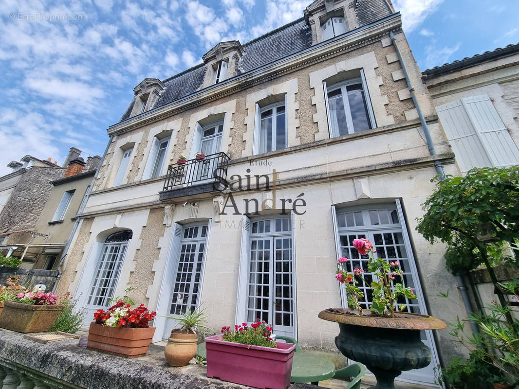 Maison à ANGOULEME