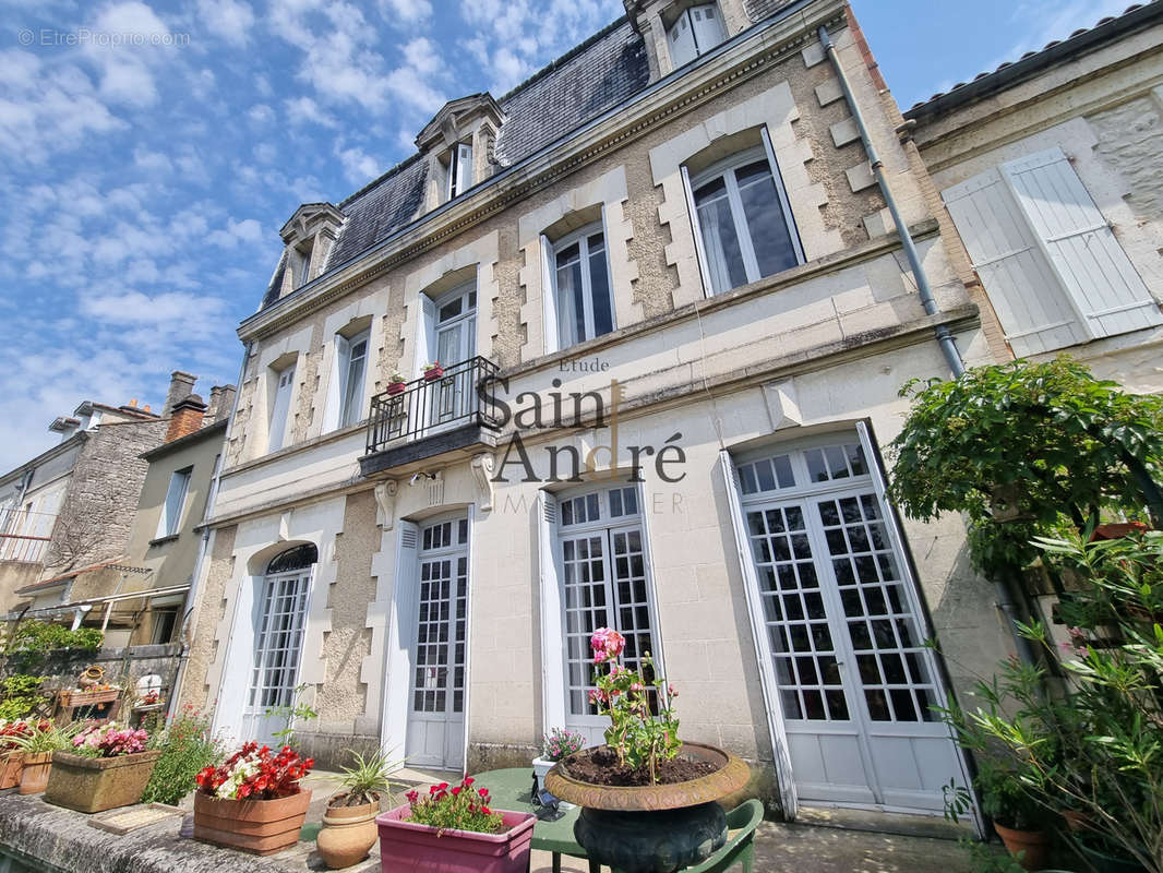 Maison à ANGOULEME