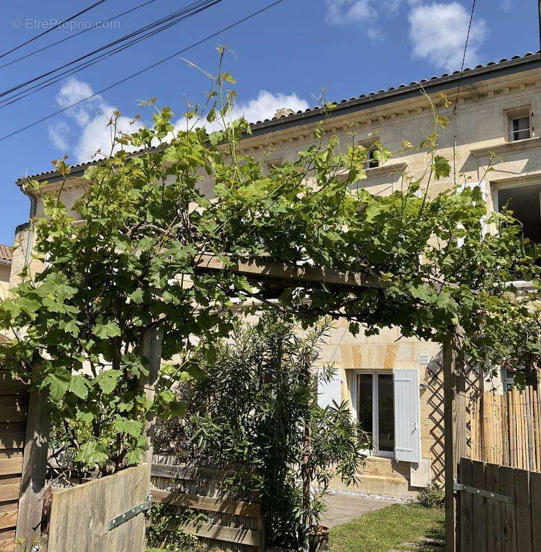 Maison à SAINT-ANDRE-DE-CUBZAC