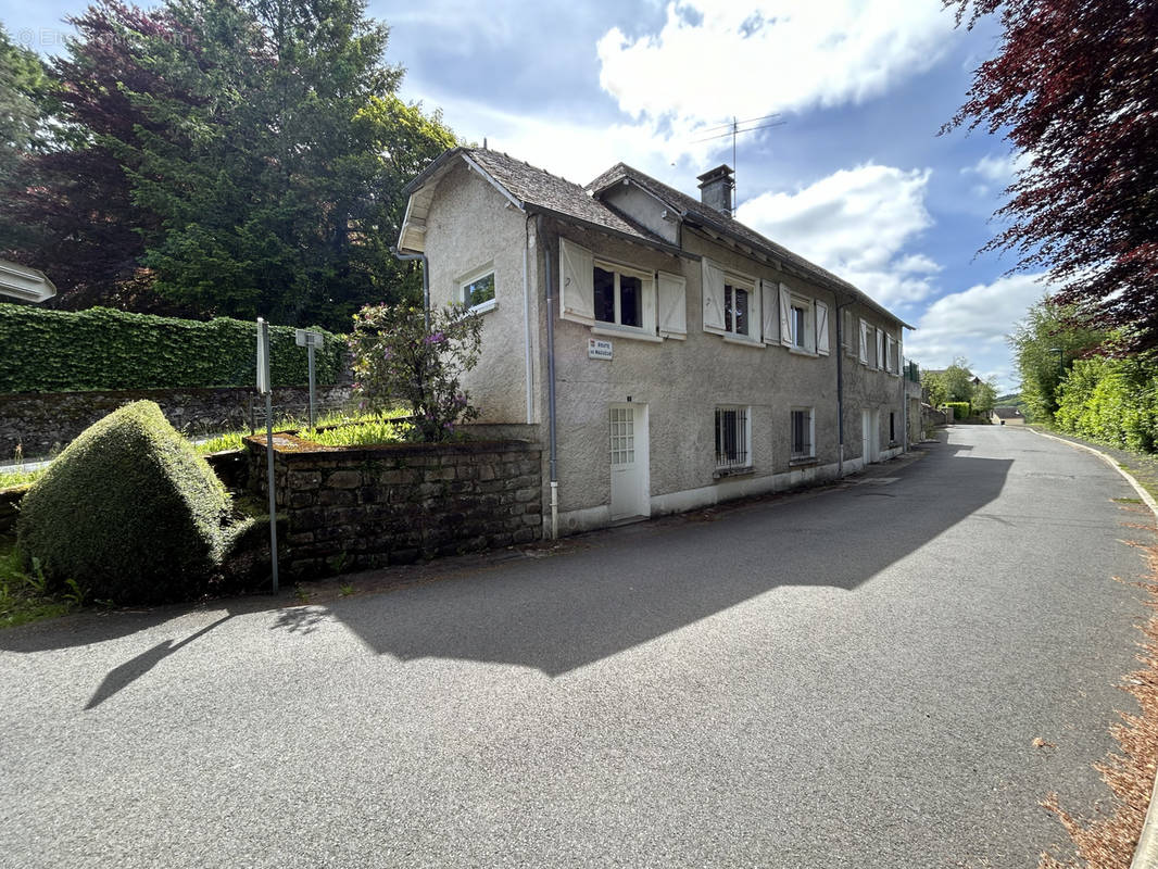 Maison à SEILHAC