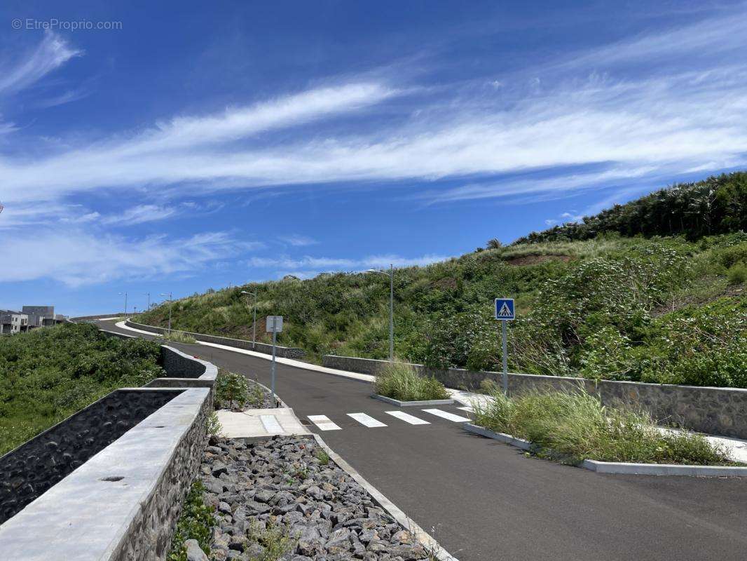 Terrain à SAINT-PIERRE