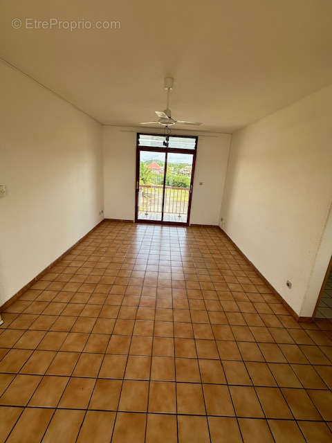 Appartement à KOUROU