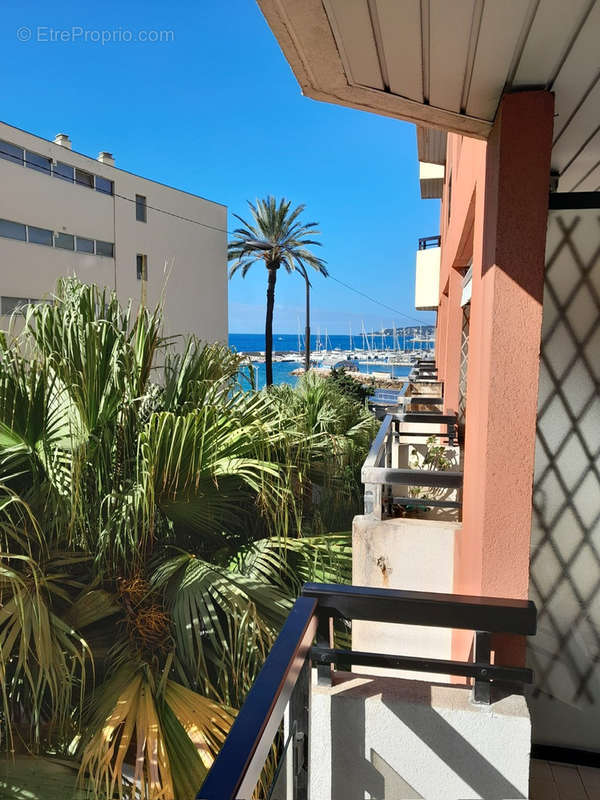 Appartement à MENTON