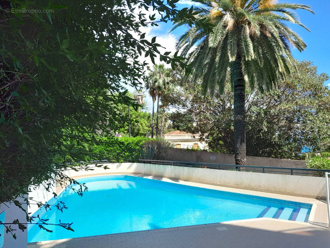 Appartement à MENTON