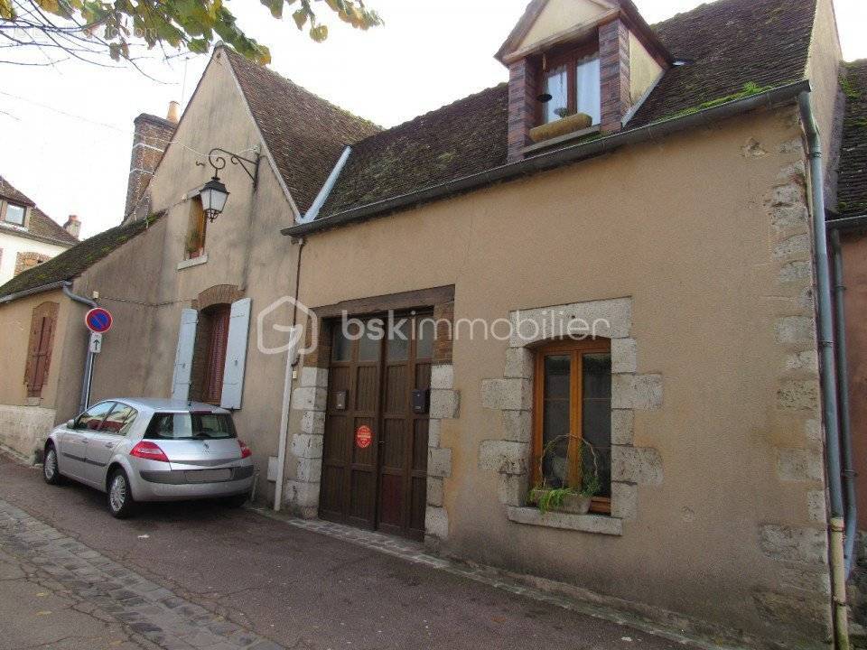 Appartement à FERRIERES-EN-GATINAIS