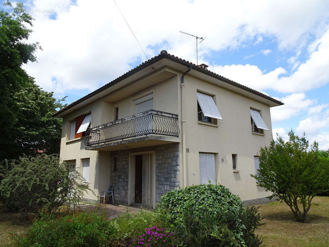 Maison à VILLENEUVE-TOLOSANE