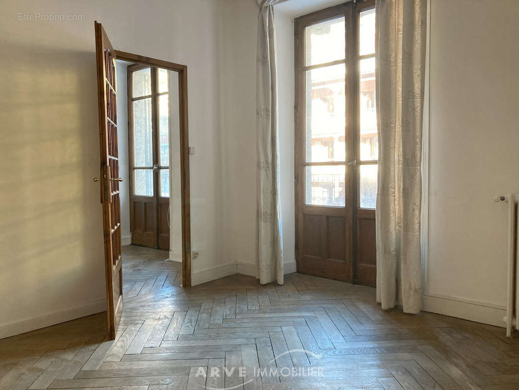 Appartement à SAINT-GERVAIS-LES-BAINS