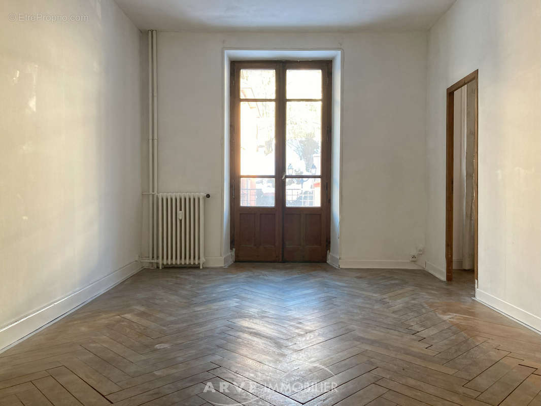 Appartement à SAINT-GERVAIS-LES-BAINS