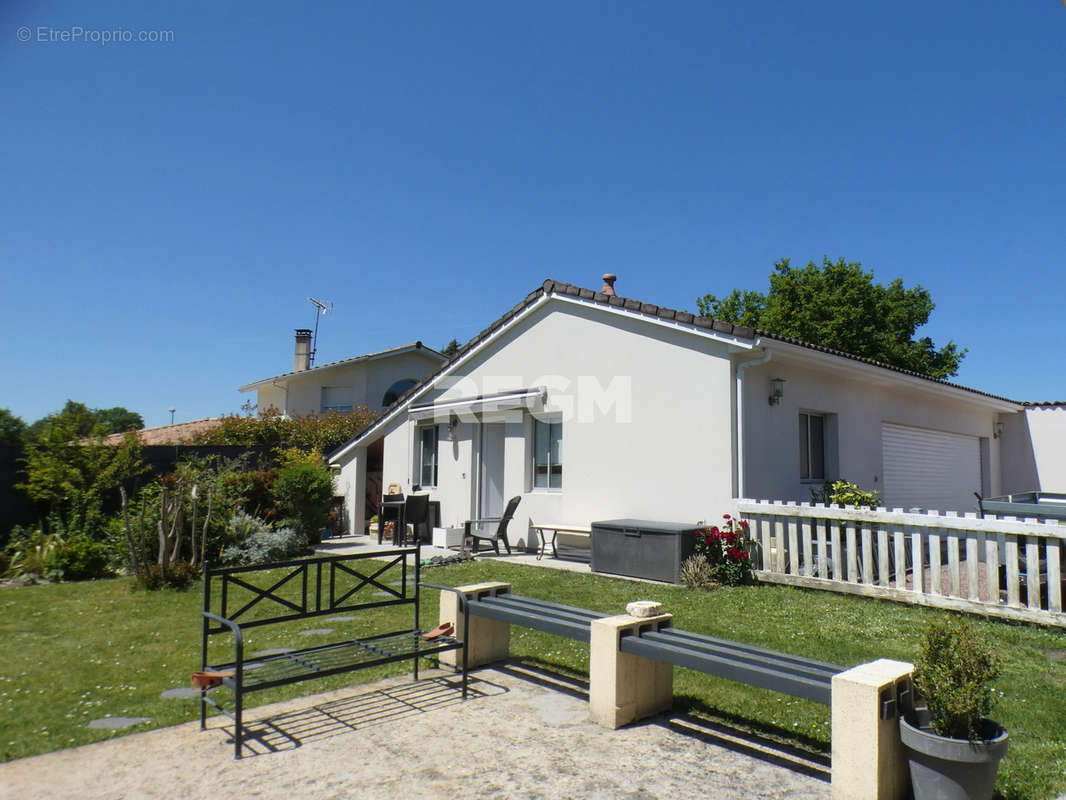 Maison à SAINT-JEAN-D&#039;ILLAC