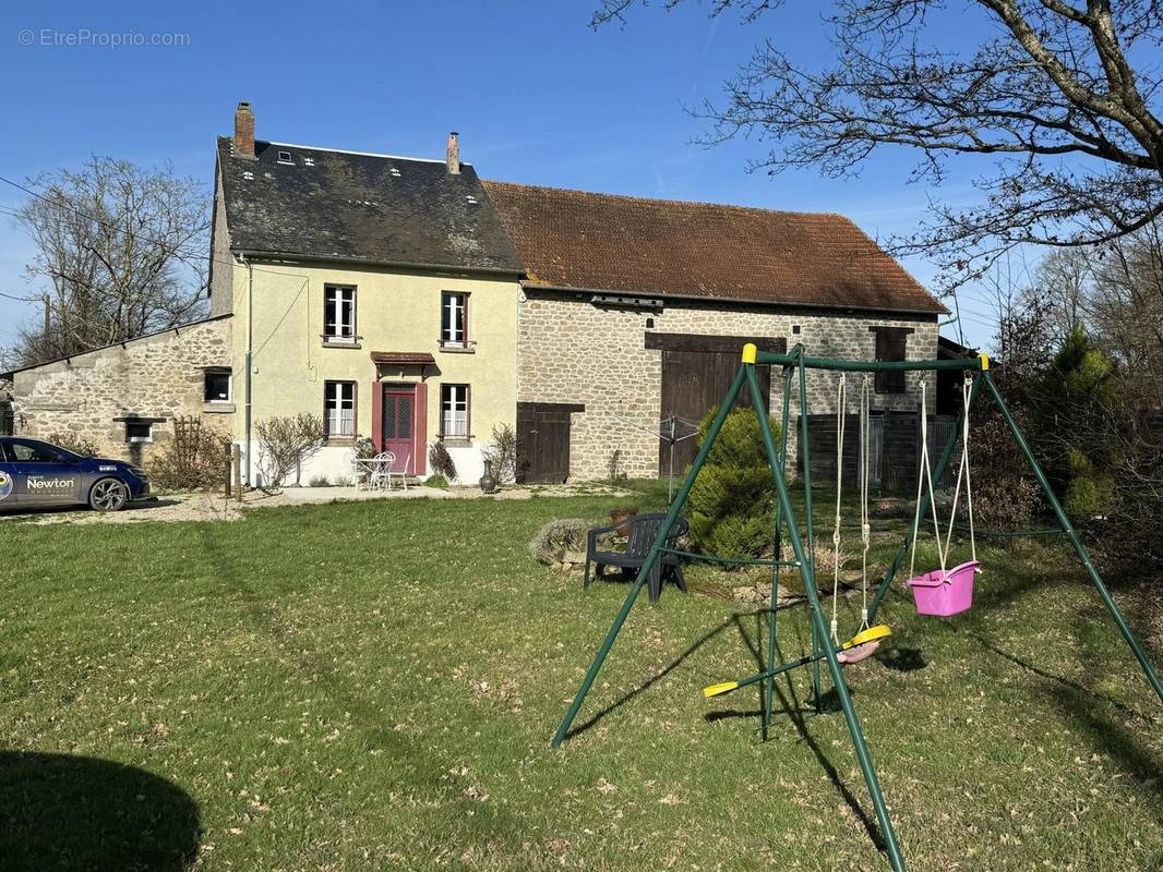 Front of house - Maison à MAISON-FEYNE