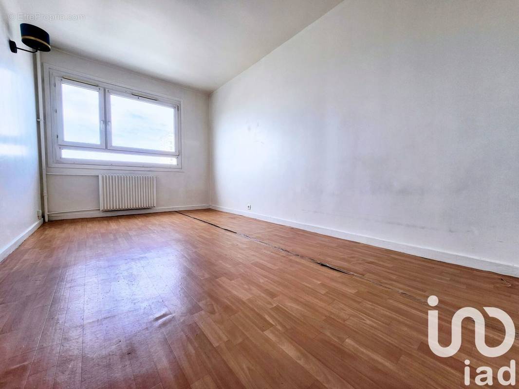 Photo 1 - Appartement à PARIS-18E