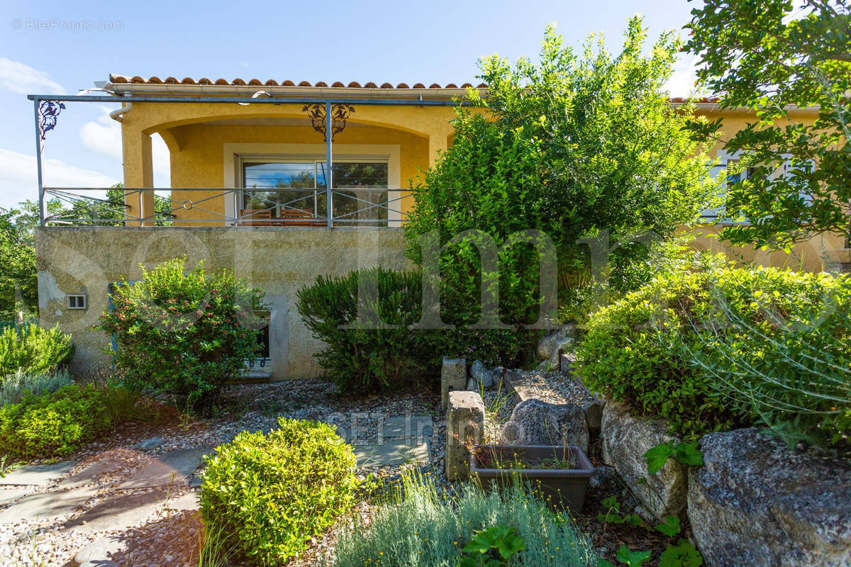 Maison à NIMES