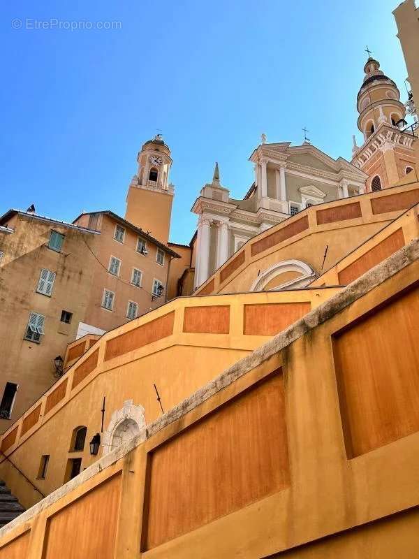 Appartement à MENTON