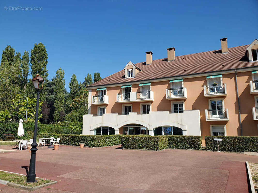 Appartement à VERRIERES-LE-BUISSON