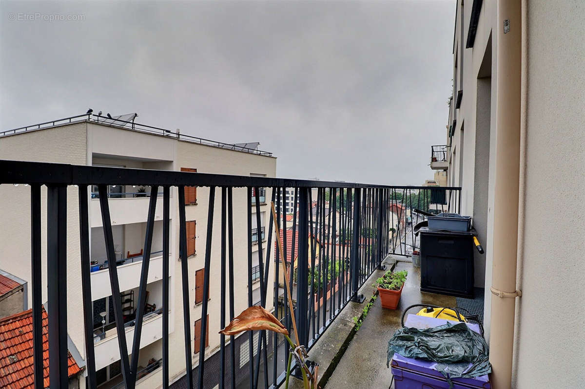 Appartement à AUBERVILLIERS