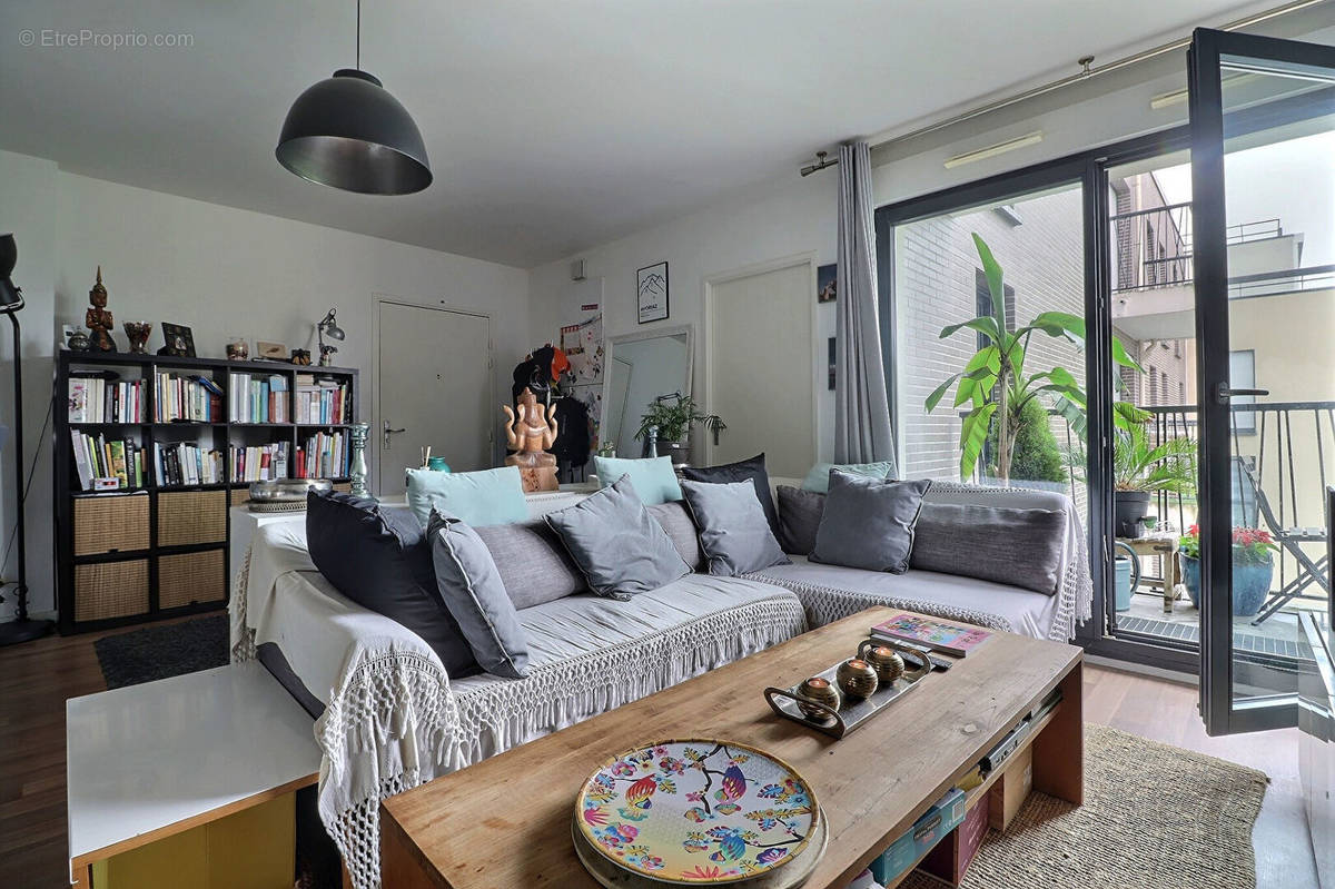 Appartement à AUBERVILLIERS