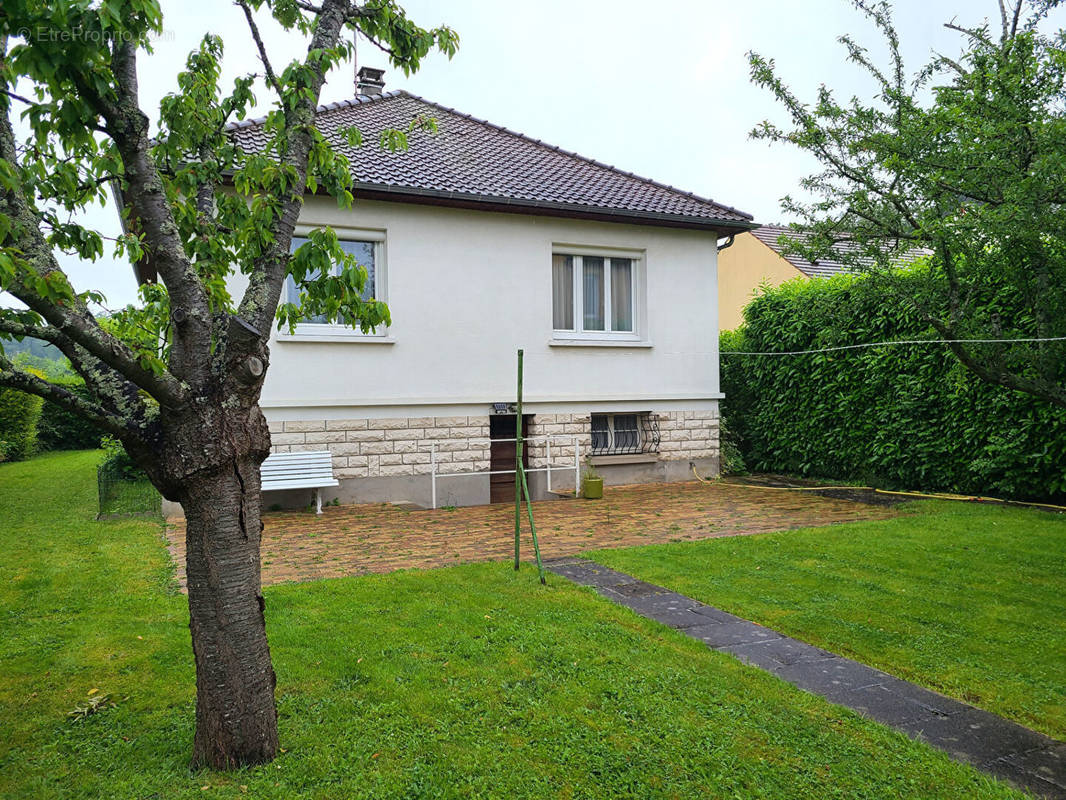 Maison à FONTENAY-LE-FLEURY