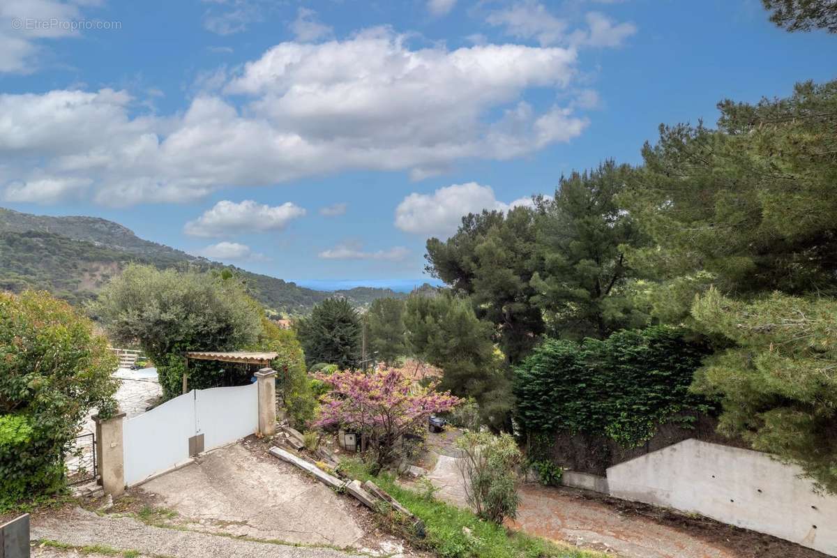 Maison à EZE