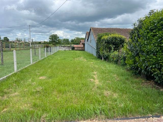 Appartement à VILLENEUVE-SUR-ALLIER